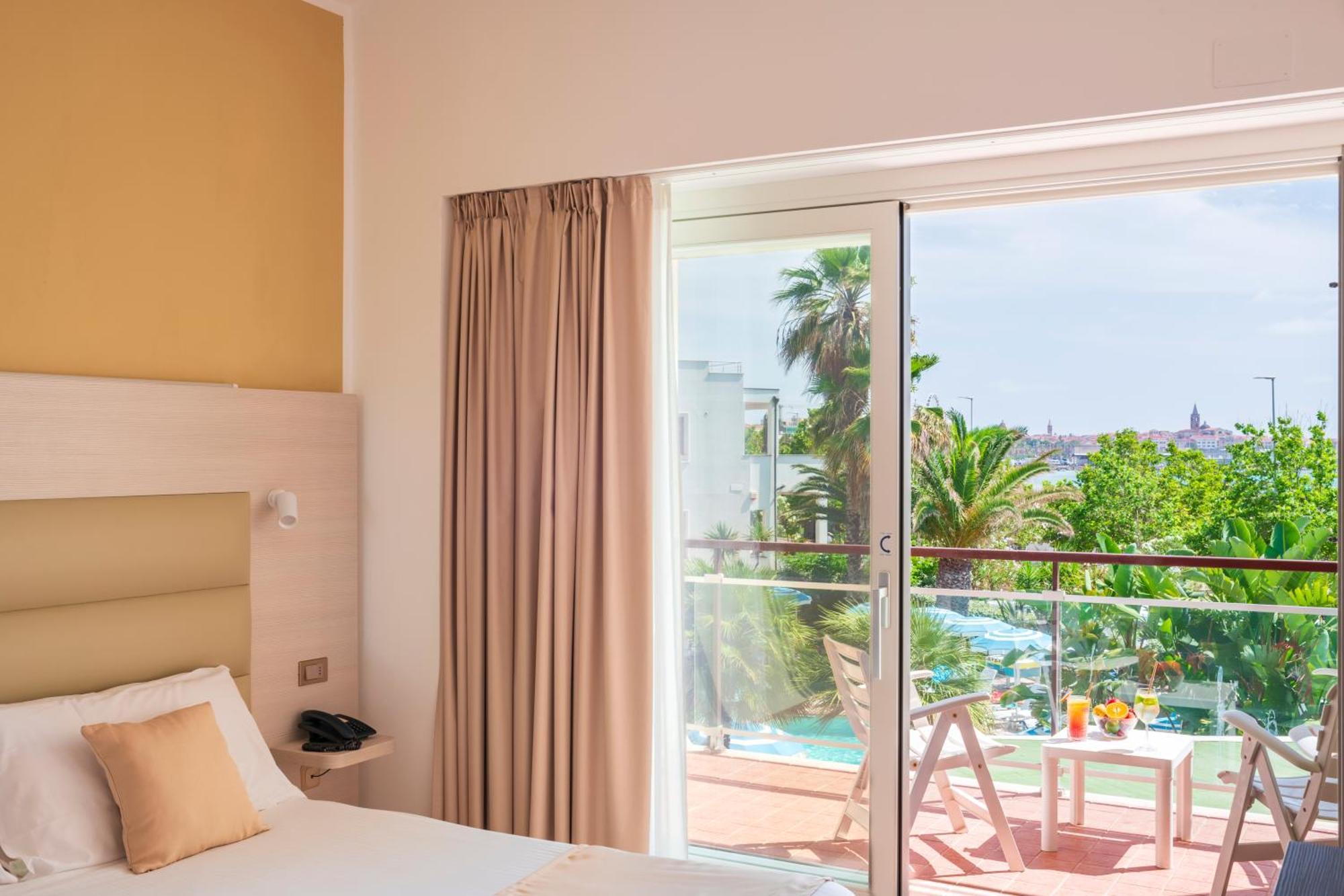 Hotel Florida Αλγκέρο Εξωτερικό φωτογραφία