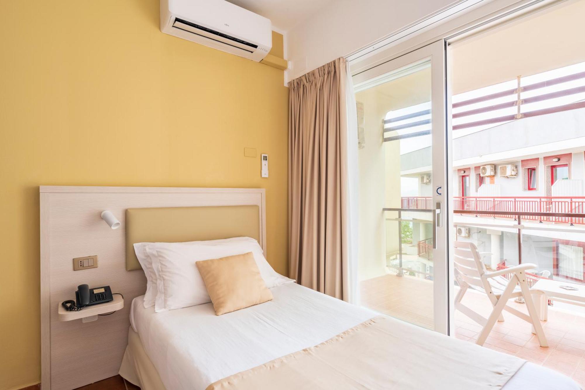 Hotel Florida Αλγκέρο Εξωτερικό φωτογραφία