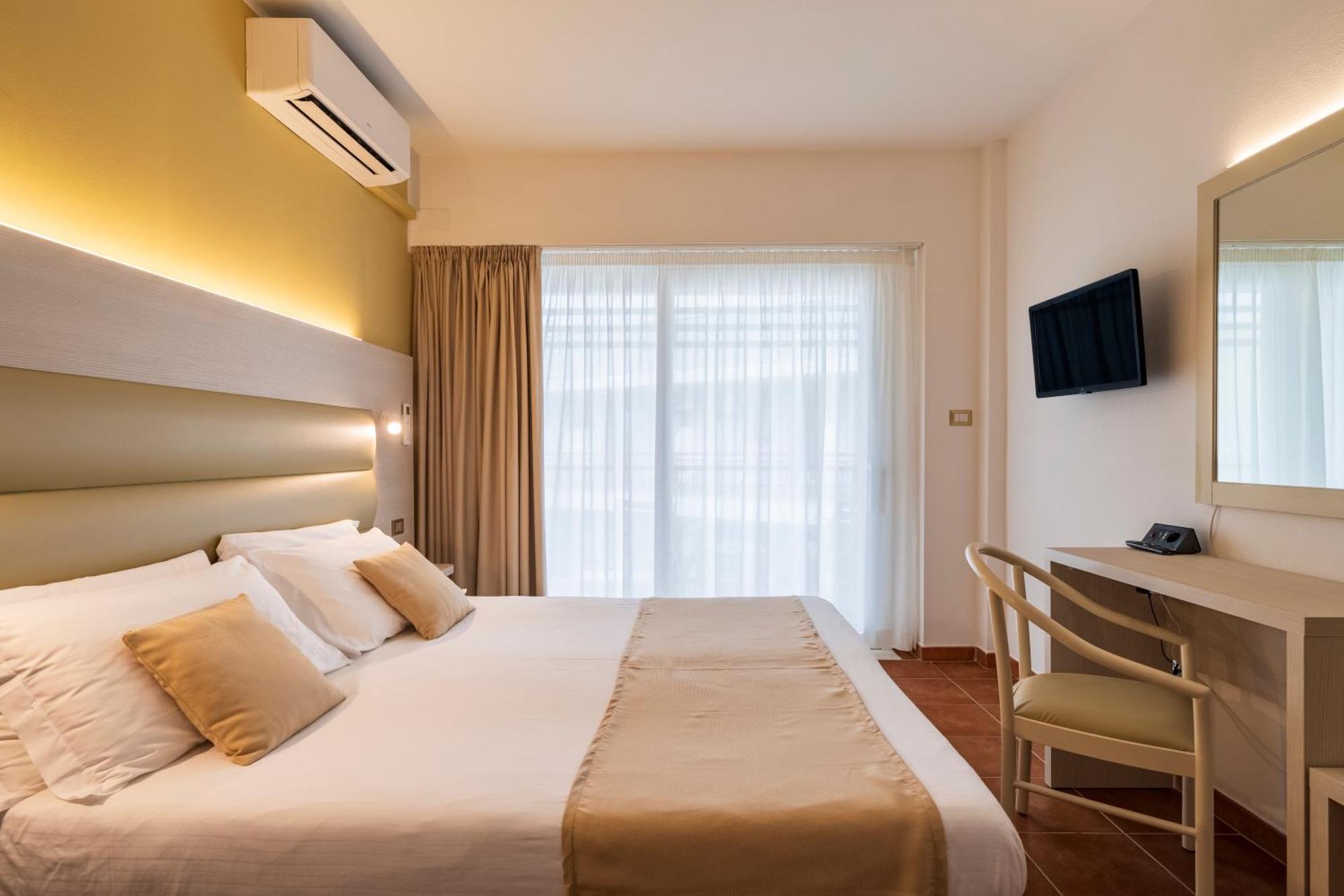 Hotel Florida Αλγκέρο Εξωτερικό φωτογραφία