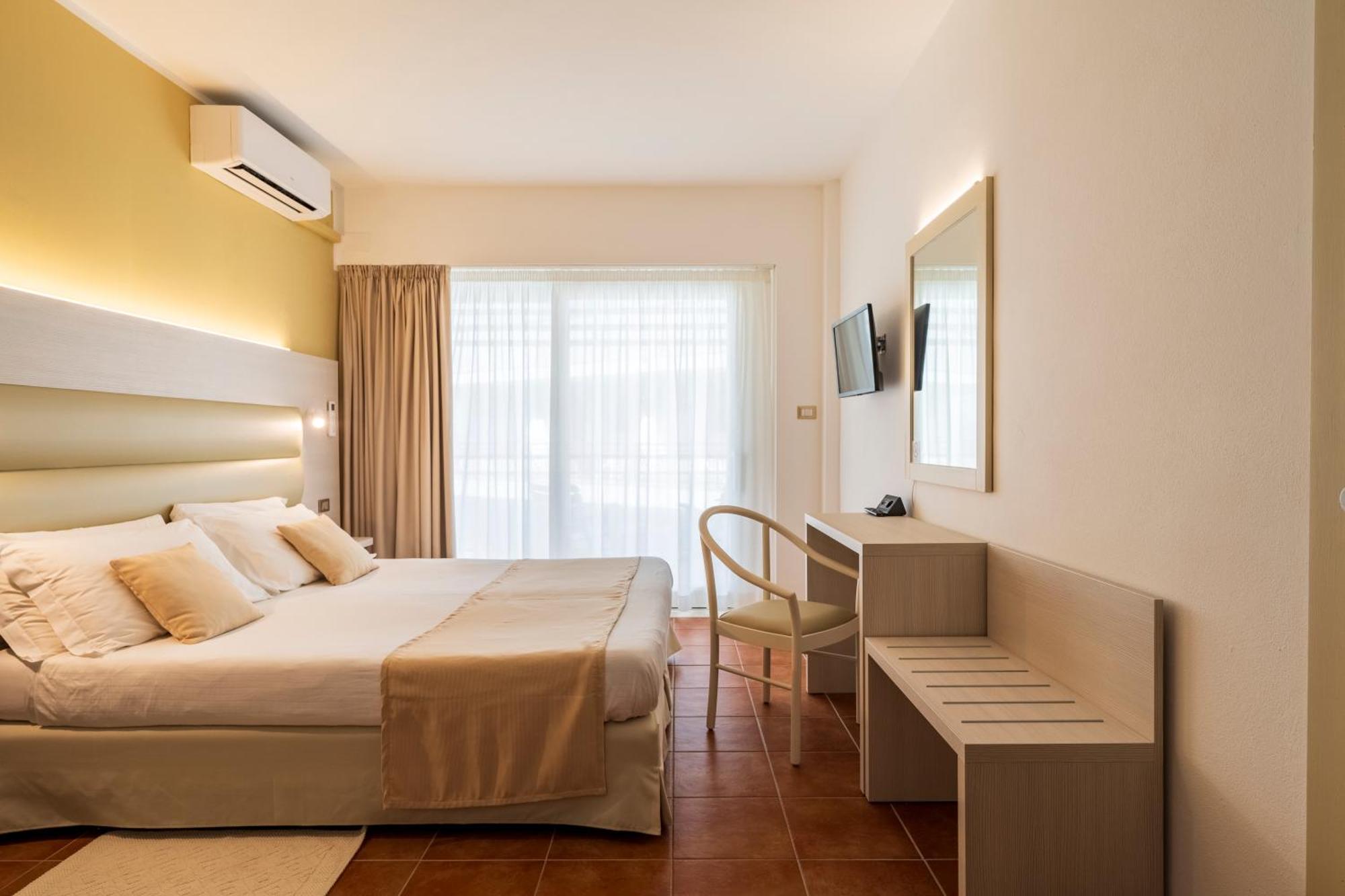 Hotel Florida Αλγκέρο Εξωτερικό φωτογραφία